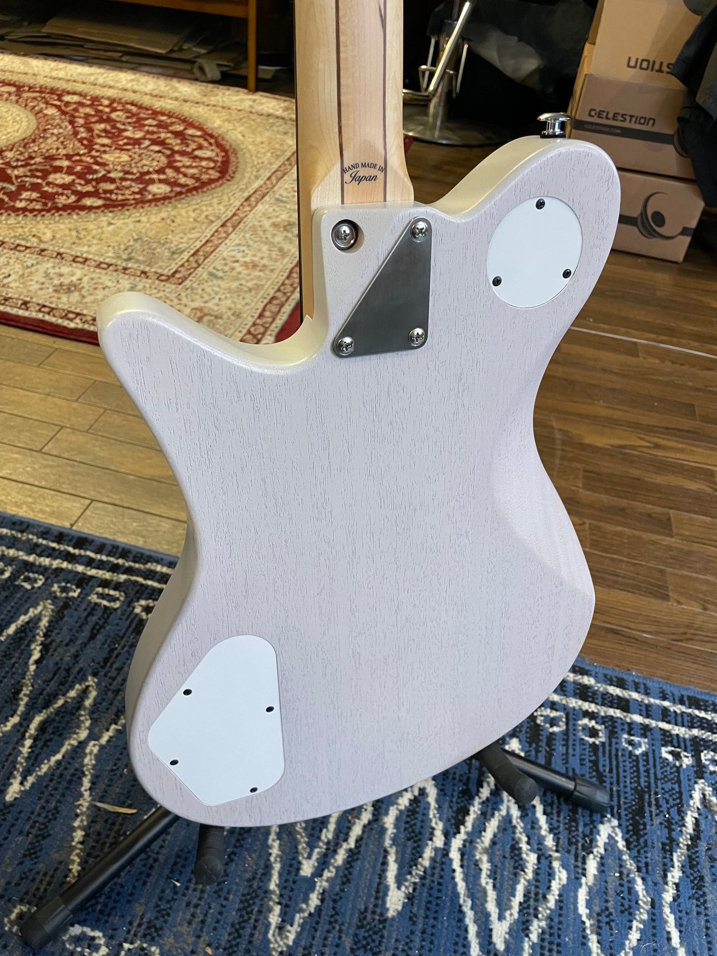 Oopegg Trailbreaker Special Limited Edition w/ G5 Vibrato — White Blonde