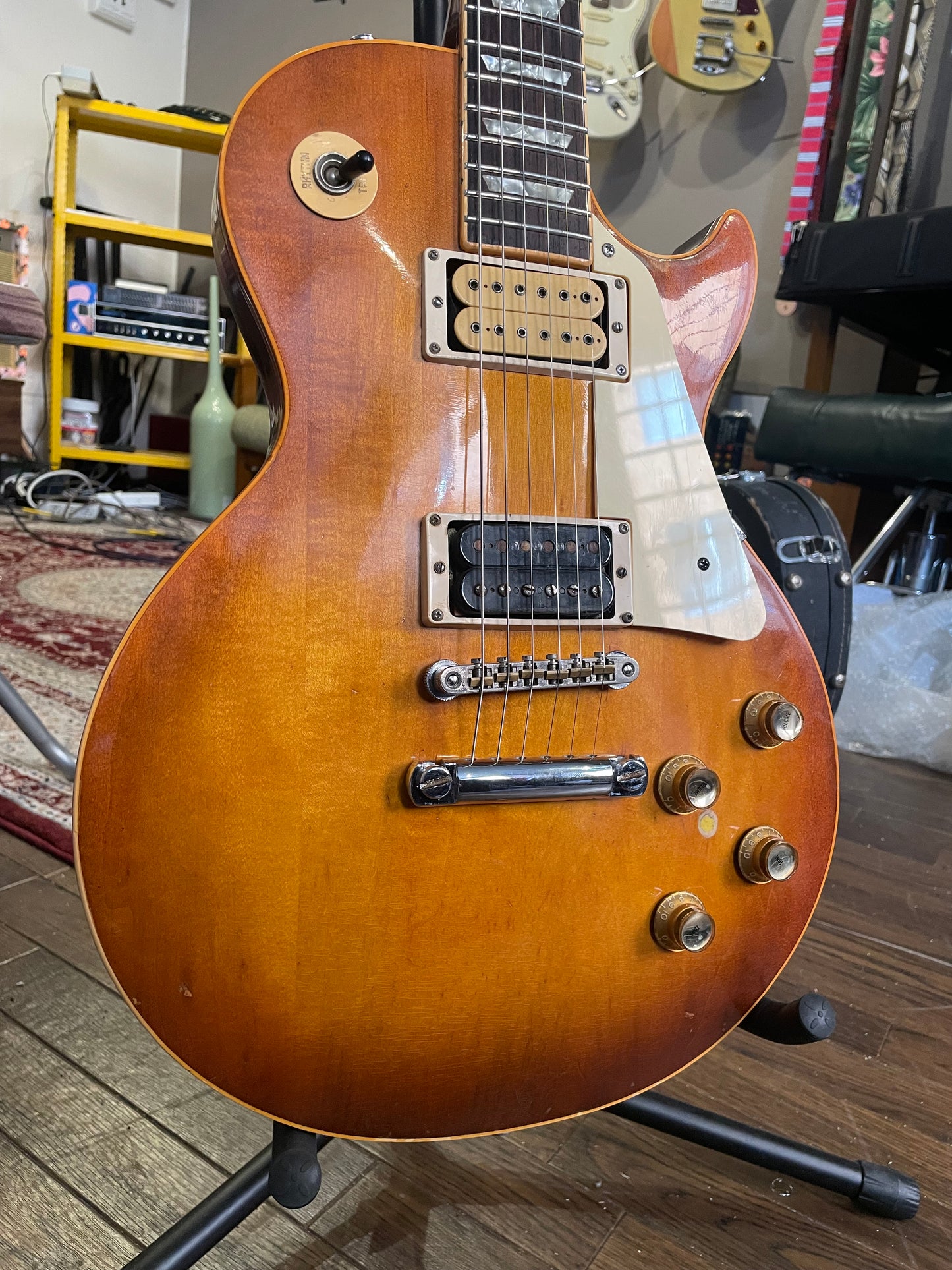 1975 Les Paul Deluxe “Standard Conversion”